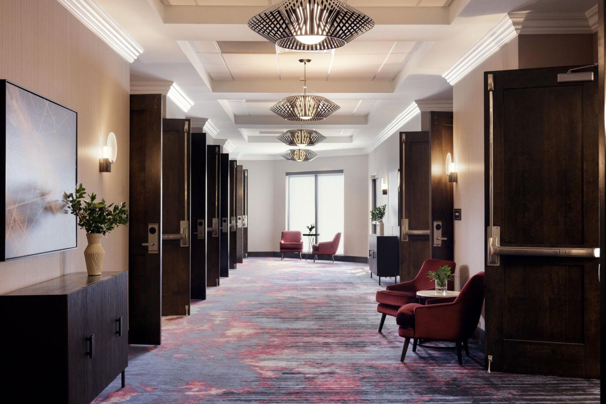 Sheraton Nashville 3*